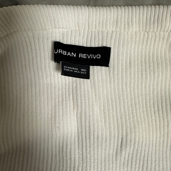 White Ribbed Off-Shoulder Top - Picture 2 of 4